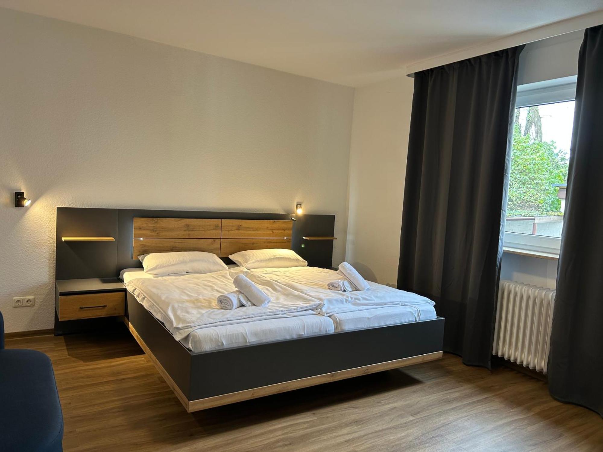 Riverside Airport Hotel Kelsterbach Eksteriør billede