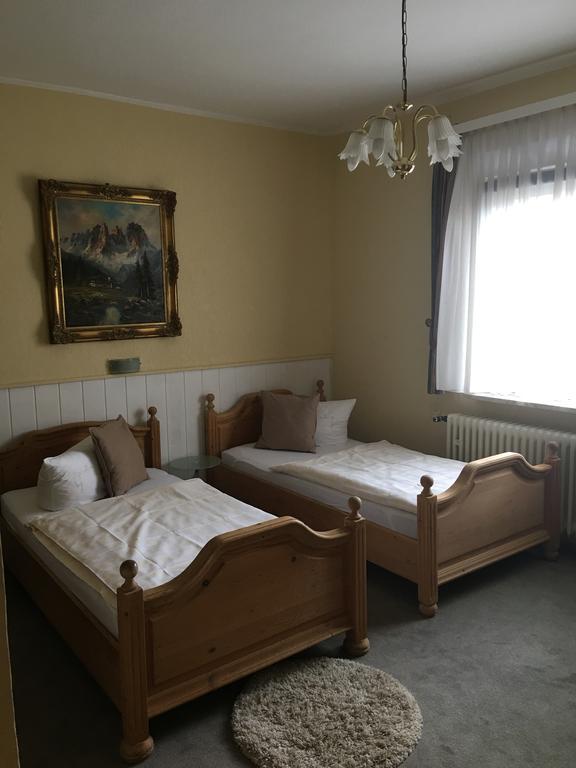 Riverside Airport Hotel Kelsterbach Eksteriør billede