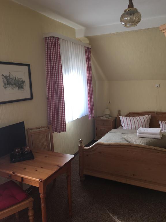 Riverside Airport Hotel Kelsterbach Eksteriør billede