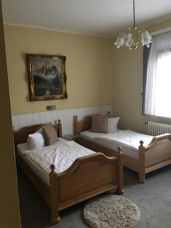Riverside Airport Hotel Kelsterbach Eksteriør billede