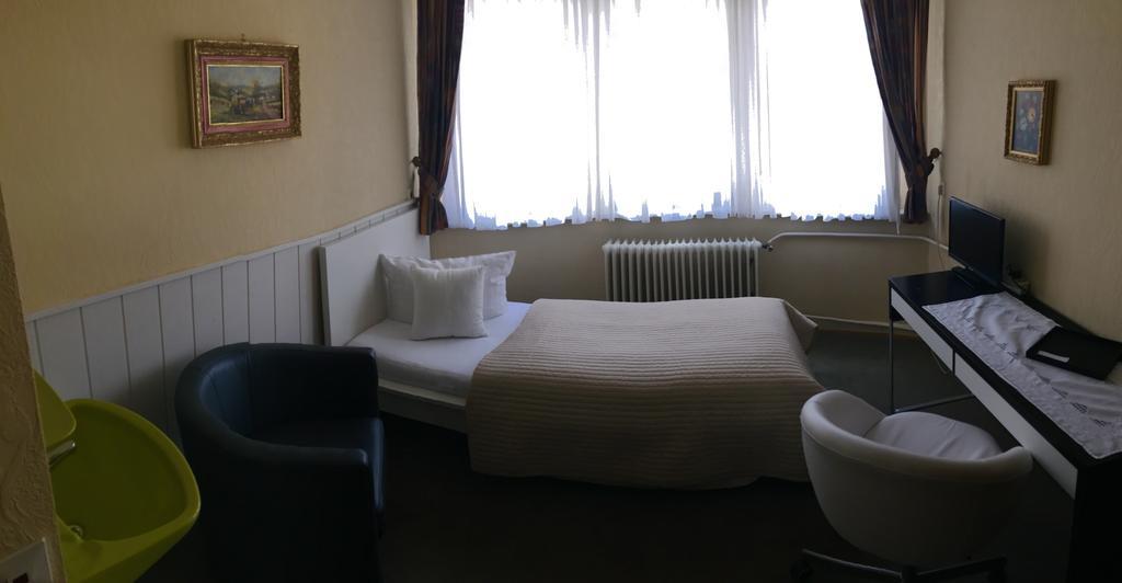 Riverside Airport Hotel Kelsterbach Eksteriør billede
